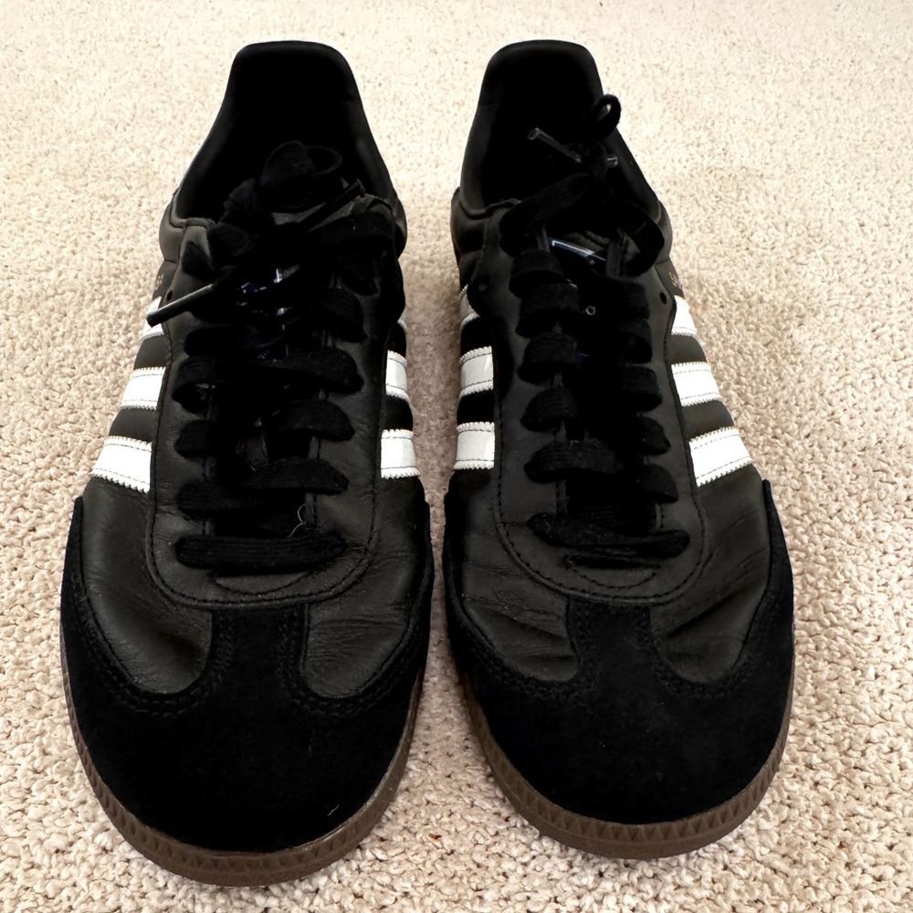 Men’s Adidas Samba’s